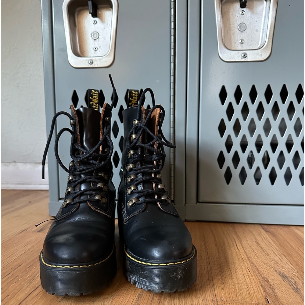 Dr. Martens 1460 Pascal Platform Boot